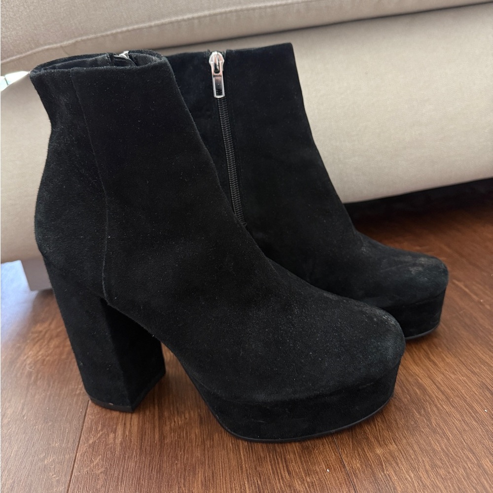 Steve Madden Black Platform Heeled Booties